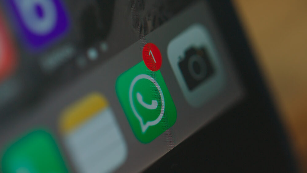 Aggiornamenti WhatsApp per CarPlay e Android Auto