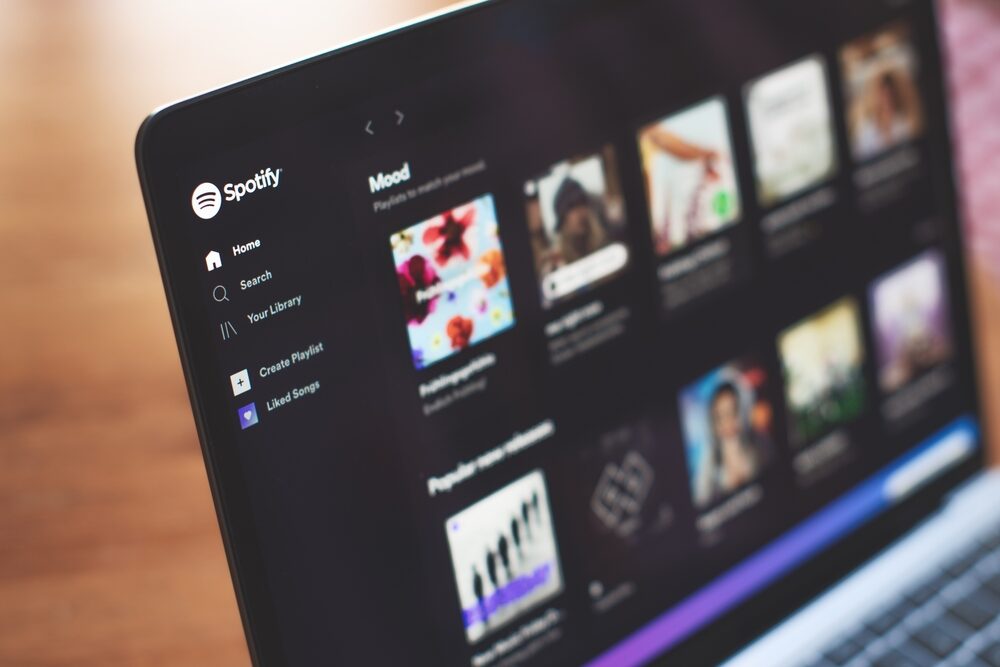 Immagine rappresentativa del lancio della Music Video Charts Global di Spotify