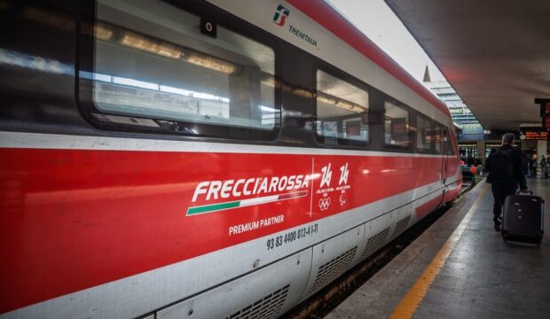 Treno regionale in movimento
