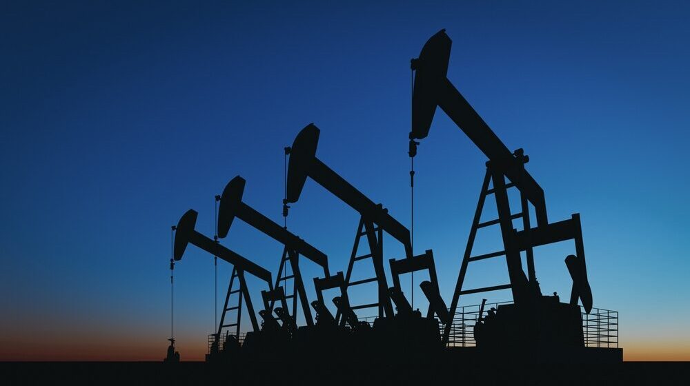 Prezzo del petrolio oltre 100 dollari